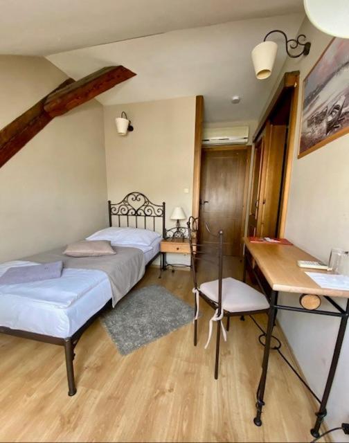 Hotel Via Ironia วิโซเก มิโต ภายนอก รูปภาพ